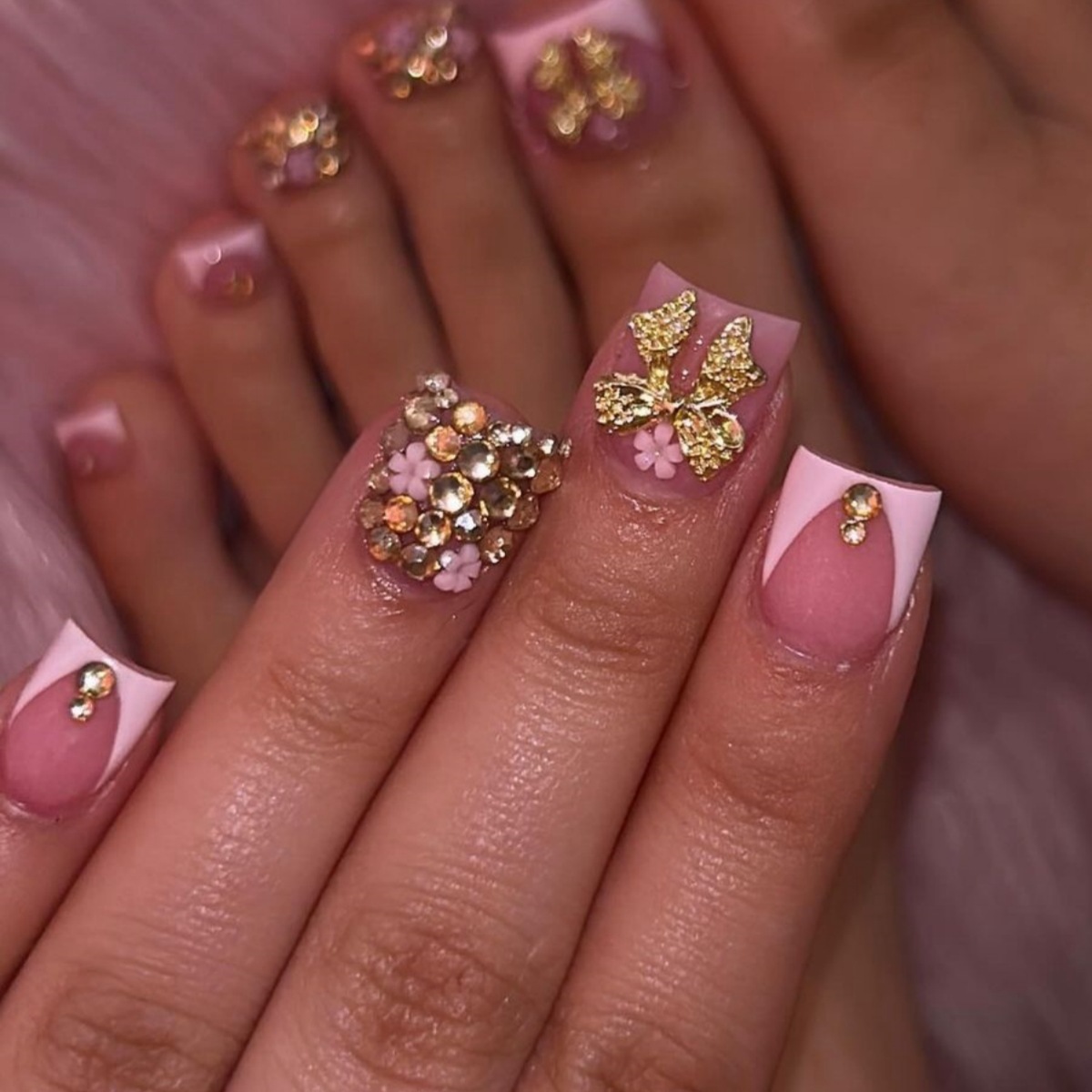 Nail Art Full Design - 24 szt. Krótkie Kwadratowe Sztuczne Paznokcie