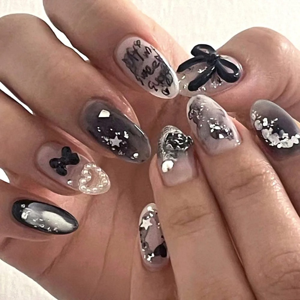 Nail Art Fake Nails - 24 szt. Słodkie sztuczne paznokcie, odczepiane