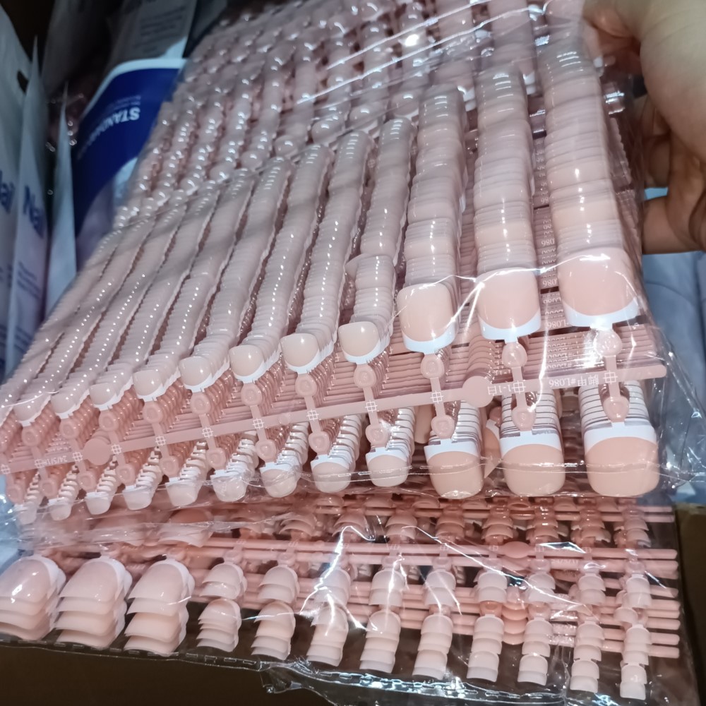 Nail Art Fake Nails - 120szt Kwadratowe końcówki do paznokci -