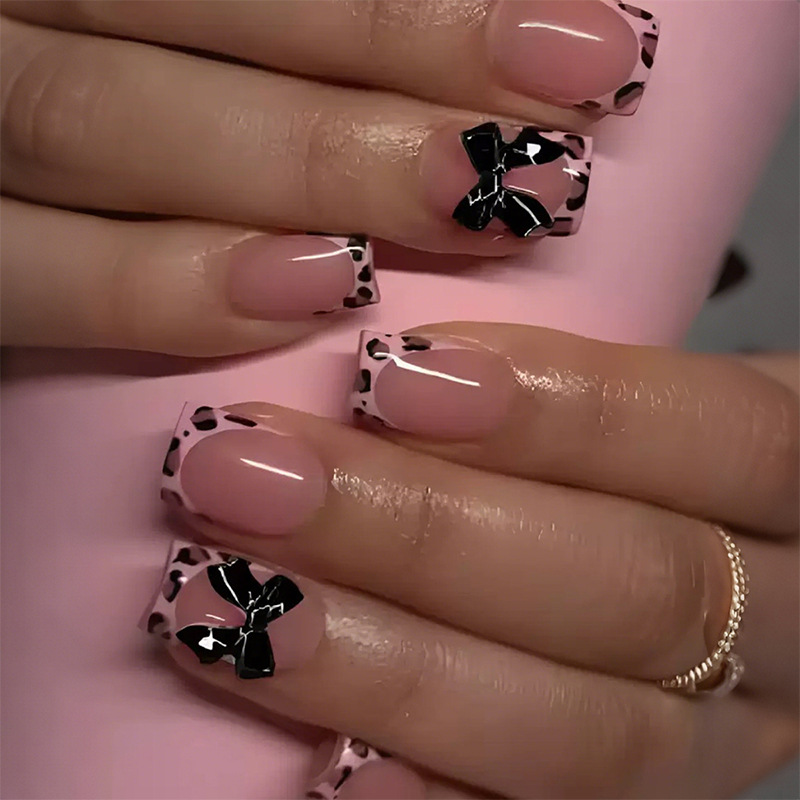 24 szt. Krótkie Kwadratowe Szt – Nail Art Full Design recenzja i cena