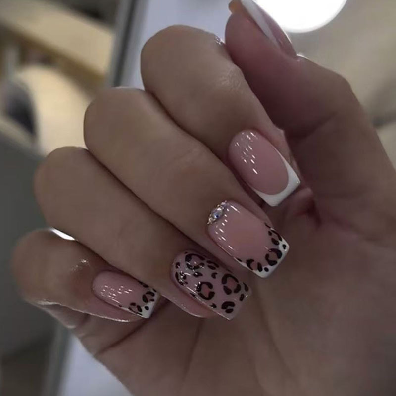 24 szt. Gotowe sztuczne paznok – Nail Art Red recenzja i cena