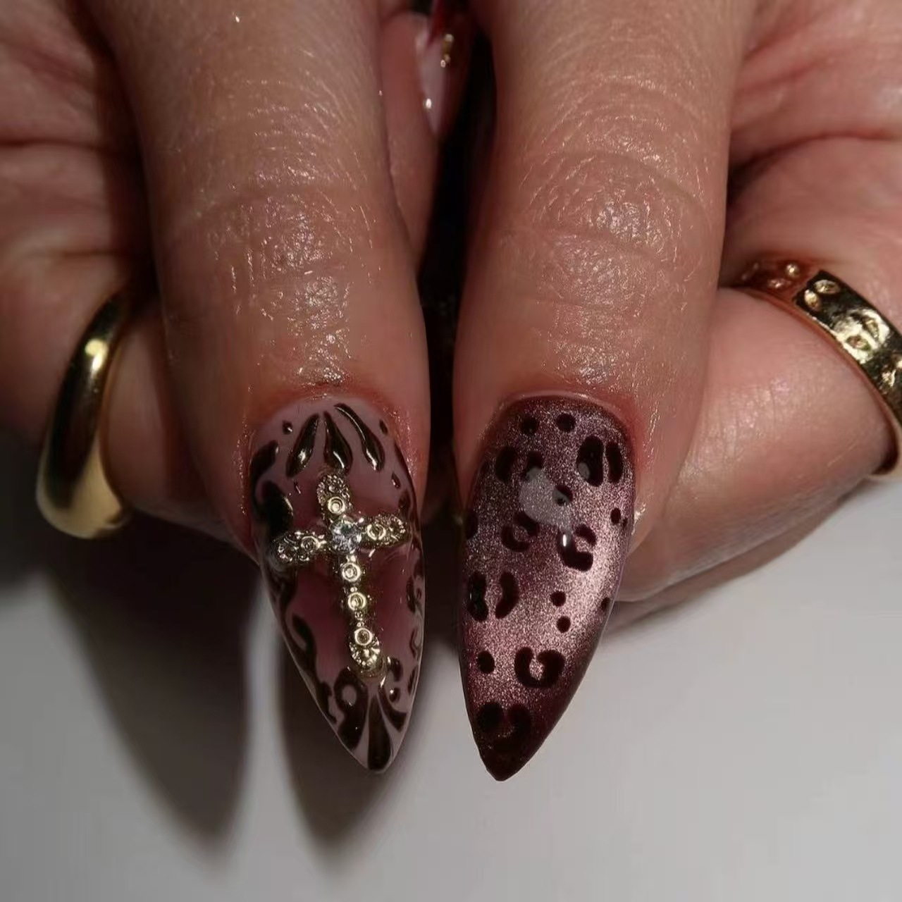 Gradientowe sztuczne paznokcie – Nail Art Red recenzja i cena